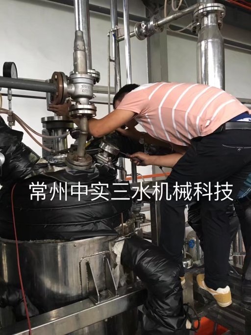 �������Ӕ���C(j��)�򻬆��}